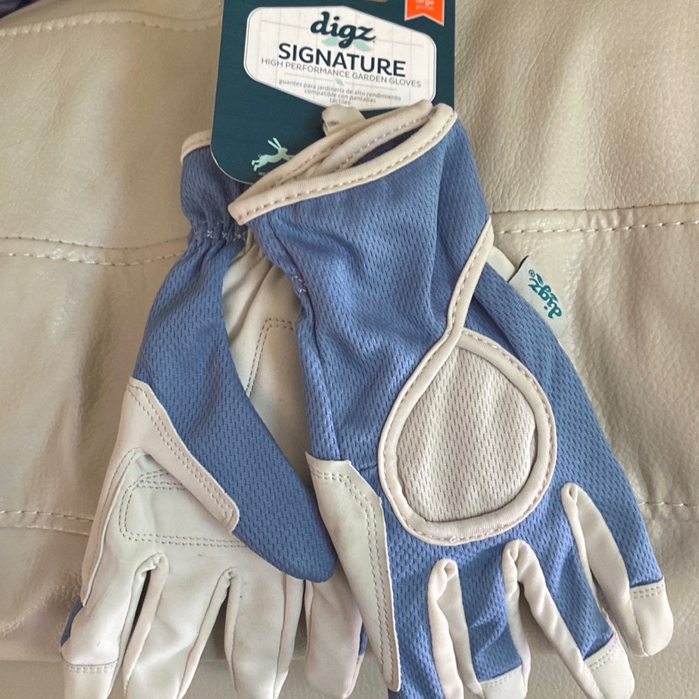 Women’s Biking Gloves